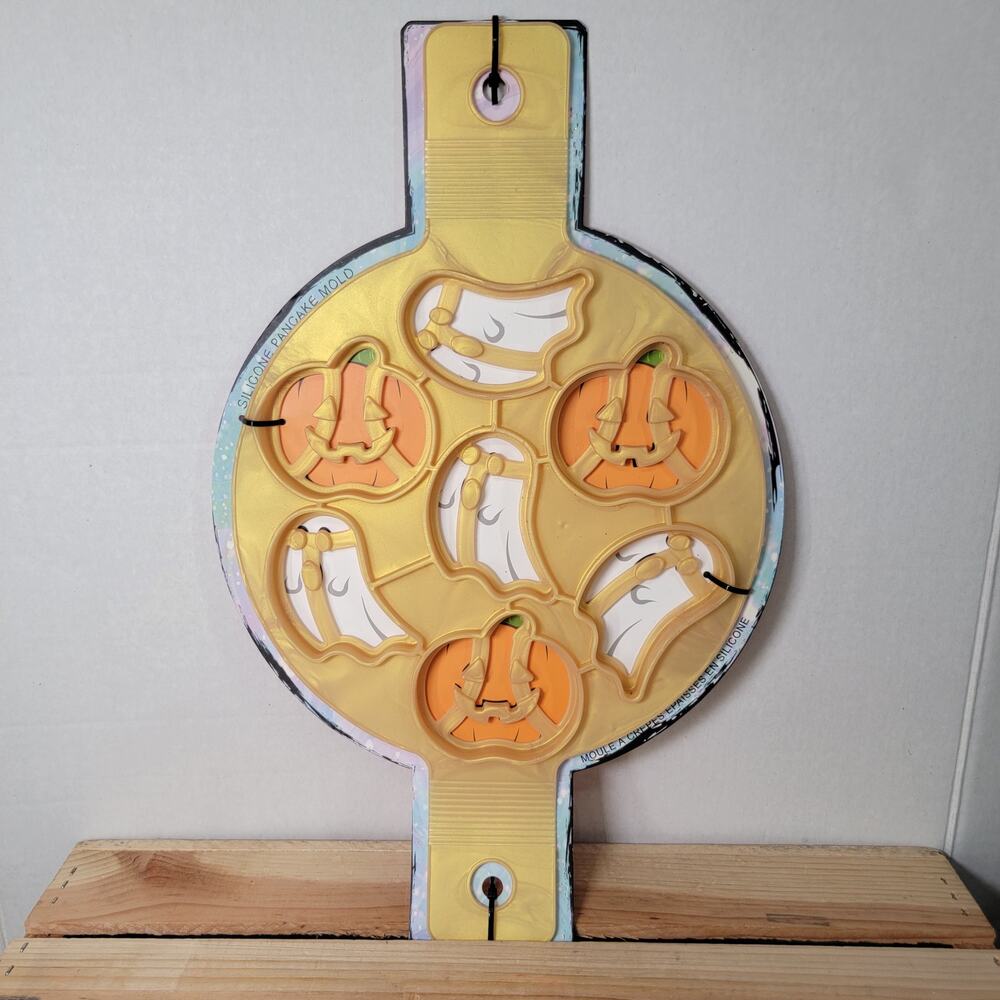 Cook With Color Silicone Pancake Mold: Halloween Theme NWT